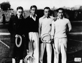1933年デ杯チーム。左から伊藤、布井、佐藤、三木